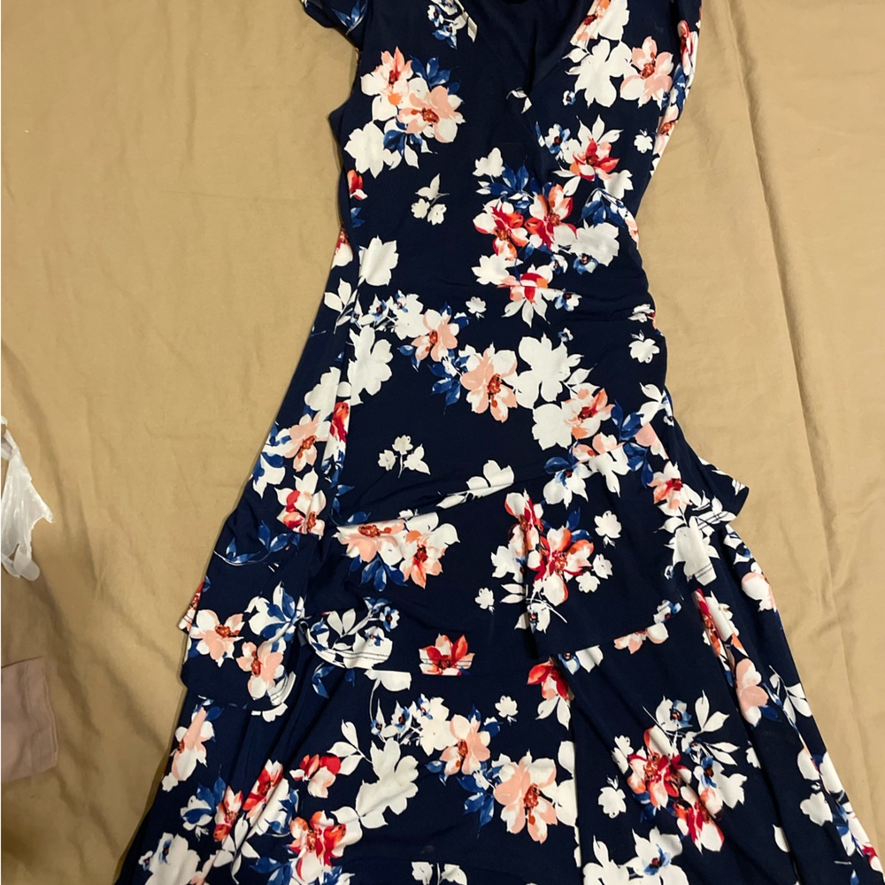 Short sleeve floral dress